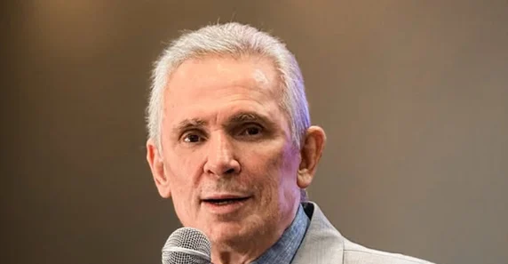 Pastor João Luiz é Empossado como Vereador em Maceió – Mudança na Câmara Pastor João Luiz é Empossado como Vereador em Maceió - Mudança na Câmara