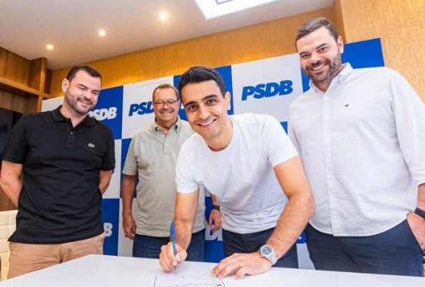 PL de Alagoas Denuncia Fraude em Filiação de Vereadores pelo PSDB Sob Liderança de JHC PL de Alagoas Denuncia Fraude em Filiação de Vereadores pelo PSDB Sob Liderança de JHC