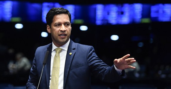 Rodrigo Cunha: A Trajetória Política do Novo Prefeito de Maceió Rodrigo Cunha: A Trajetória Política do Novo Prefeito de Maceió