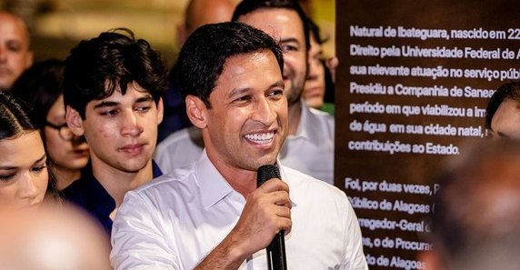 Rodrigo Cunha Assume Prefeitura de Maceió em Novo Capítulo da Gestão Municipal Rodrigo Cunha Assume Prefeitura de Maceió em Novo Capítulo da Gestão Municipal