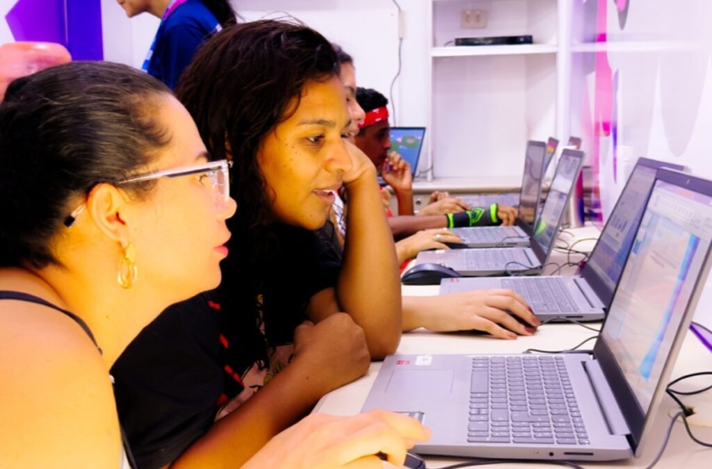 Tech Massa Leva Cursos de Tecnologia ao Village e Cambuci: Inclusão Digital em Maceió Tech Massa Leva Cursos de Tecnologia ao Village e Cambuci: Inclusão Digital em Maceió