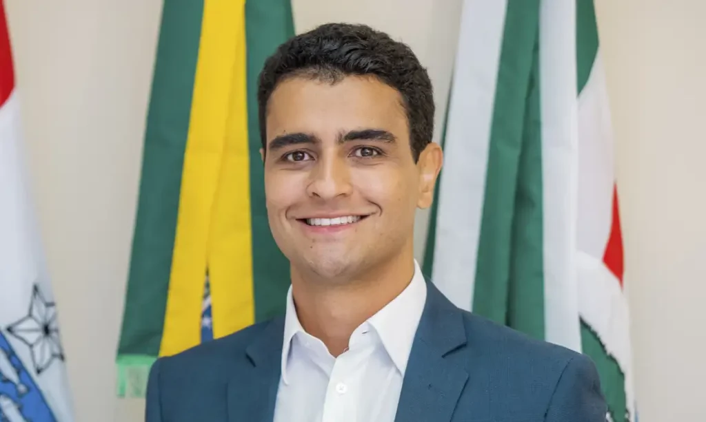 PT Intensifica Diálogo com JHC em Meio a Desafios Políticos em Alagoas
