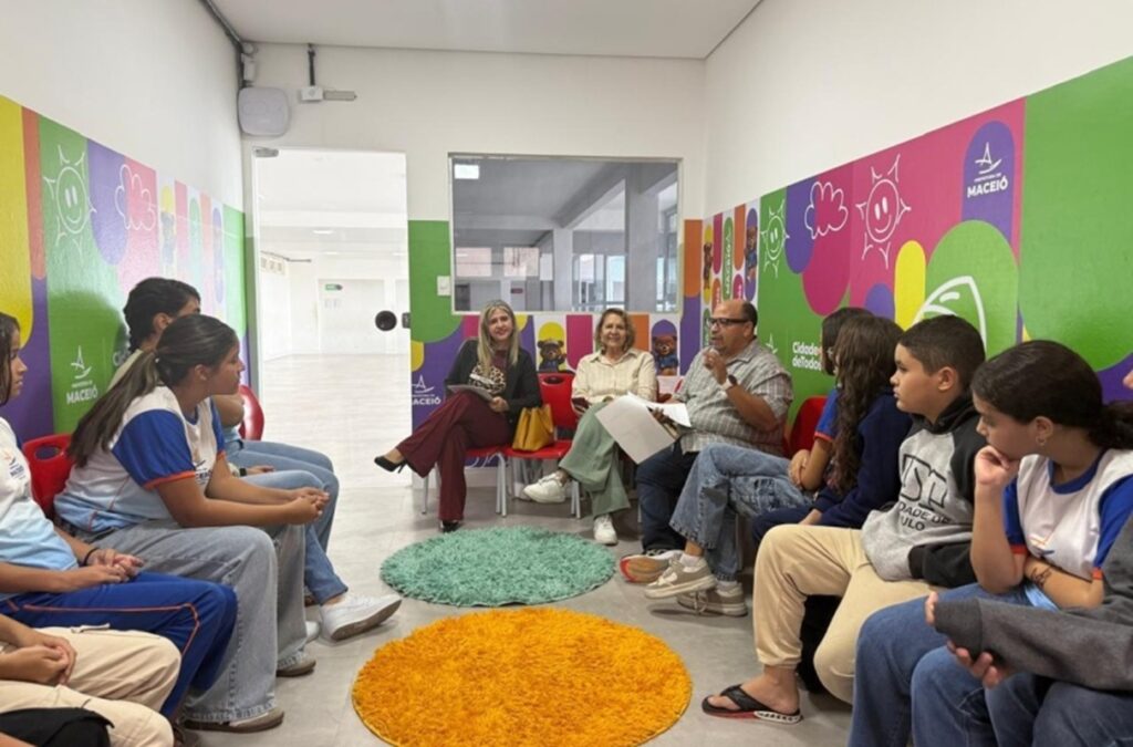 Semed Maceió Convoca Escolas para Eleição de Grêmios Estudantis: Fortalecendo a Democracia na Educaç