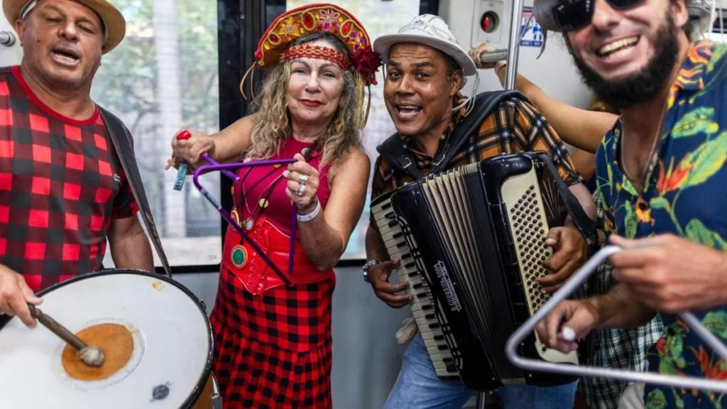 Forró no VLT em Maceió 2026: Tradição Junina que Encanta e Circula Cultura Forró no VLT em Maceió 2026: Tradição Junina que Encanta e Circula Cultura