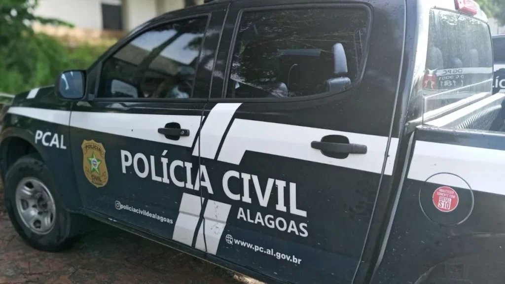 Justiça de Alagoas prorroga afastamento do delegado-geral da Polícia Civil por suspeitas em esquema