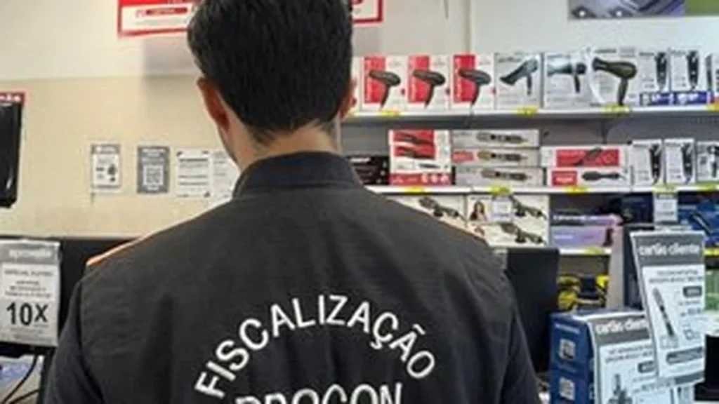 Procon Maceió divulga pesquisa de preços para o Dia dos Namorados com diferenças de até R$ 13 mil Procon Maceió divulga pesquisa de preços para o Dia dos Namorados com diferenças de até R$ 13 mil