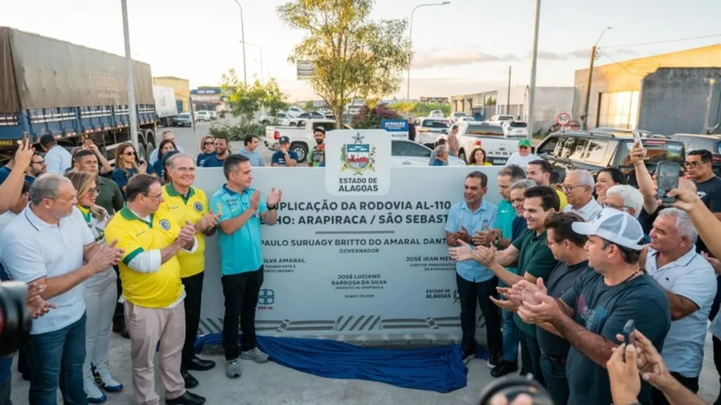 Governo de Alagoas conclui duplicação da AL-110 entre Arapiraca e São Sebastião com investimento de