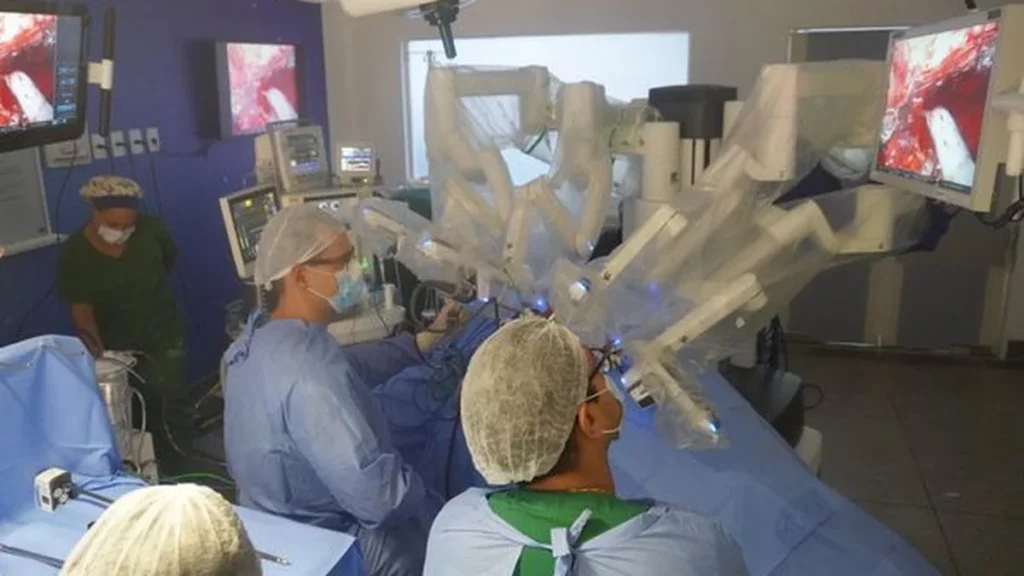Cirurgia Robótica na Santa Casa de Maceió: Tecnologia que Transforma Procedimentos com Precisão e Menos Invasão