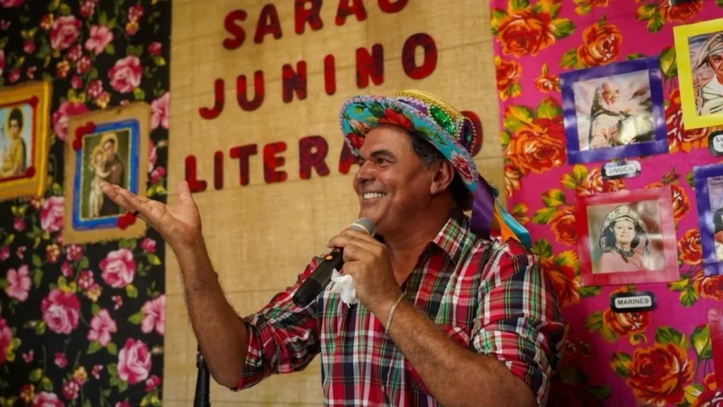 Sarau Junino Literário destaca talentos e valoriza cultura nordestina em Maceió