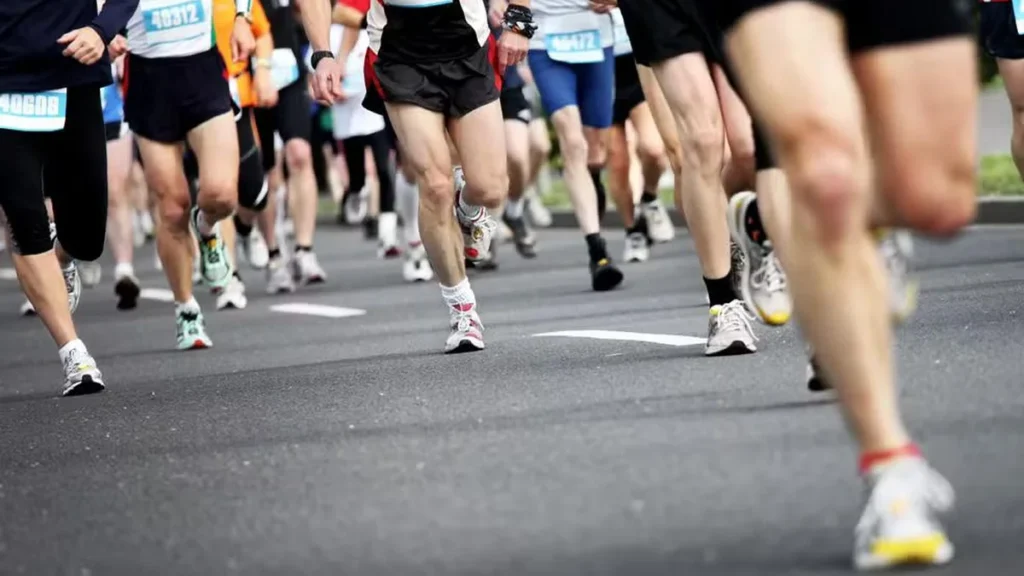 Maratona Internacional de Maceió reúne 13,2 mil atletas e impulsiona economia local