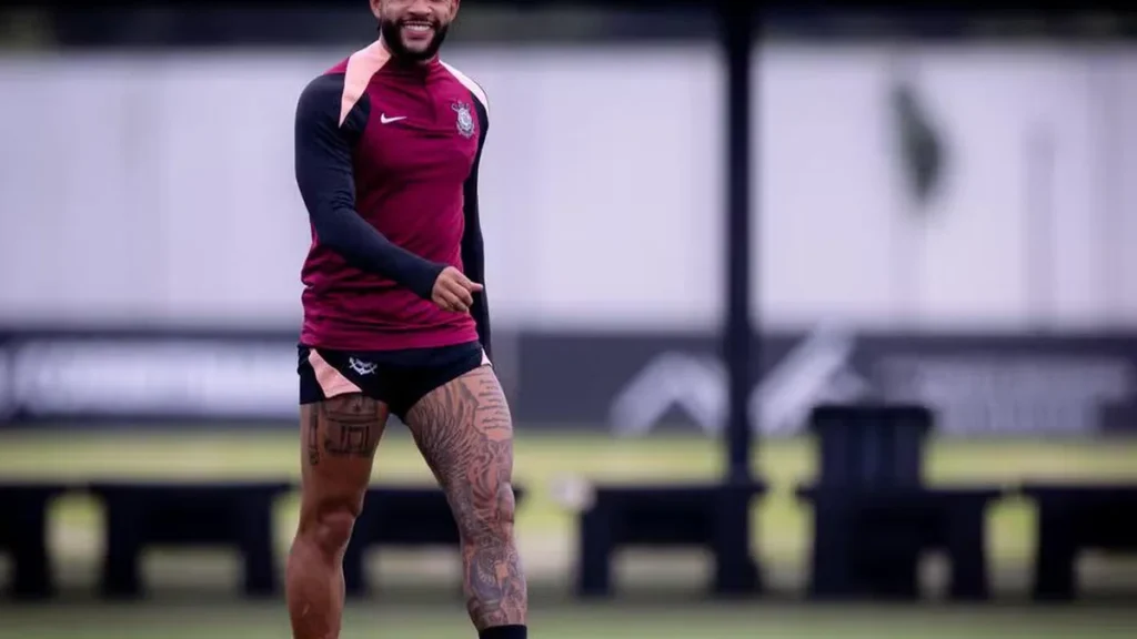 Memphis aceita reduzir salário e Corinthians avança na renovação do atacante Memphis aceita reduzir salário e Corinthians avança na renovação do atacante