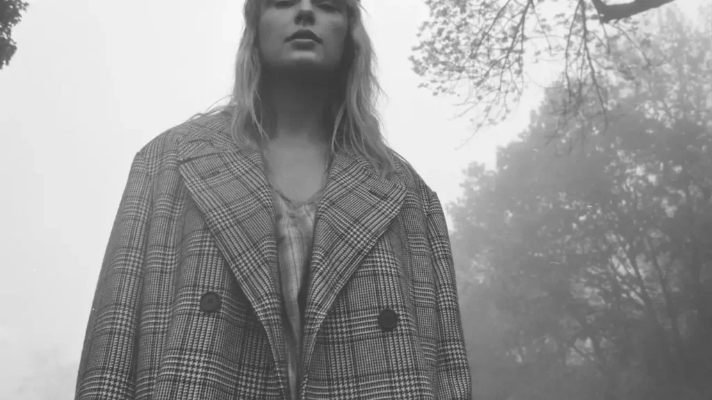 Seis anos de "Folklore", de Taylor Swift: conheça nossas seis faixas favoritas