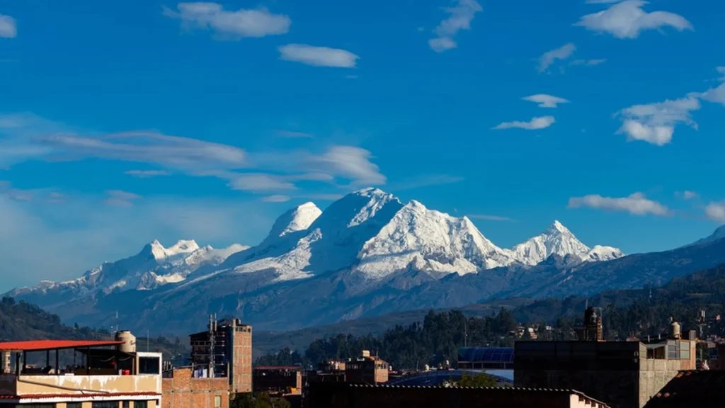 Escalar o Huascarán: Por que o risco para alpinistas está aumentando?