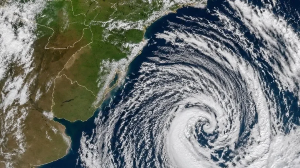 Ciclone bomba ameaça São Paulo com ventos de até 100 km/h; gabinete de crise é montado
